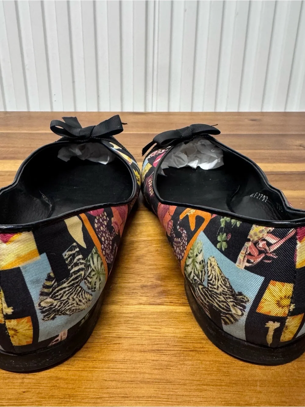 Salvatore Ferragamo Stampa Fiera Scarf Animal Ballet Bow Flats Shoes 8 M READ